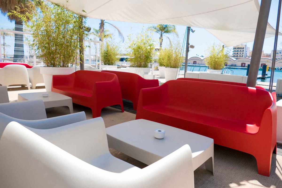 hospitalitydesignfurniture-outdoorfurniture-sofas-armchair-coffetable-solid-playa-varadero-gandia-valencia-vondom-3